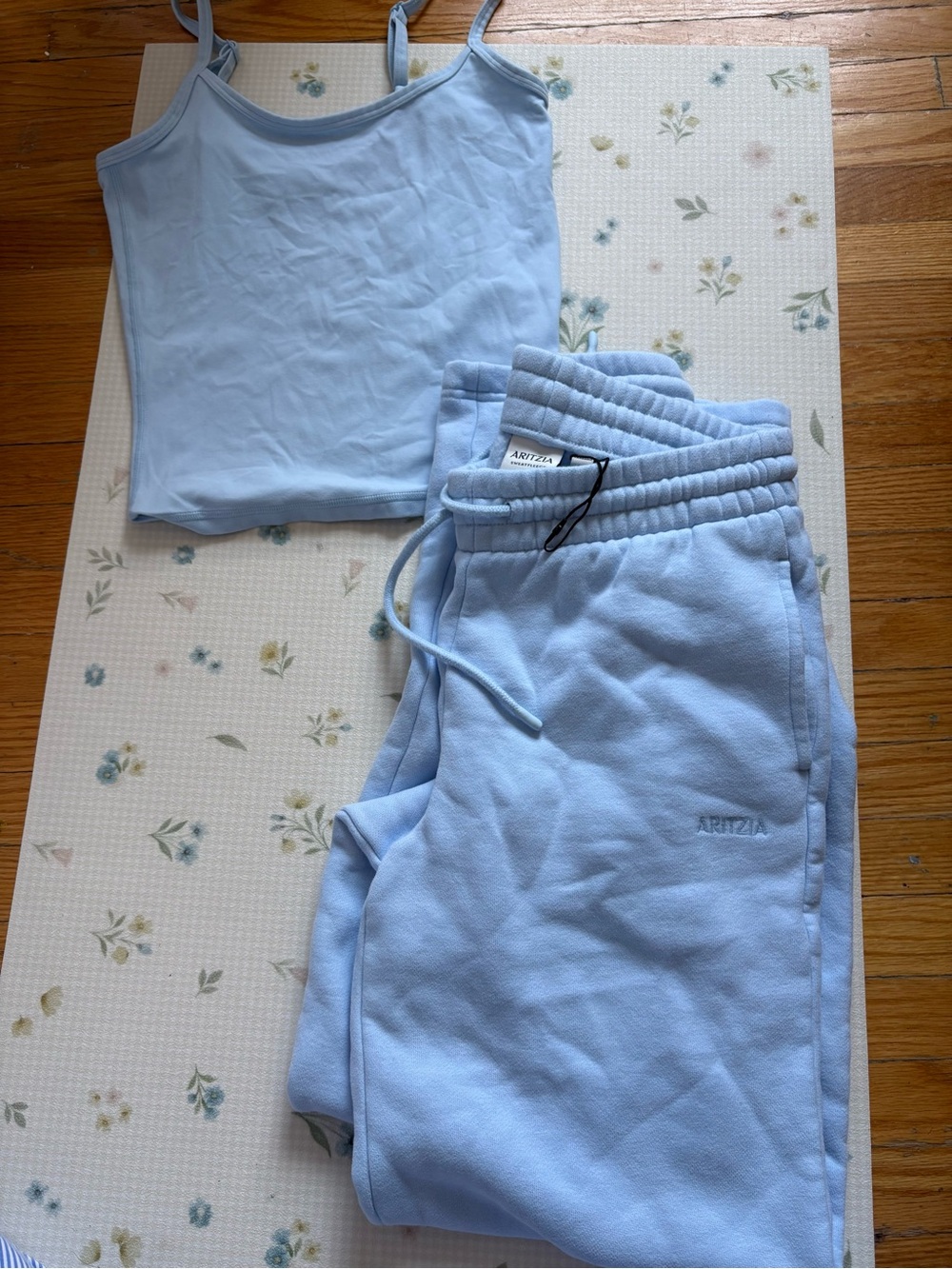 aritzia villa blue sweatset + butter